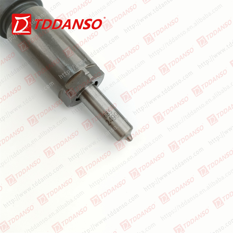 BOSCH Fuel Injector 0445110715