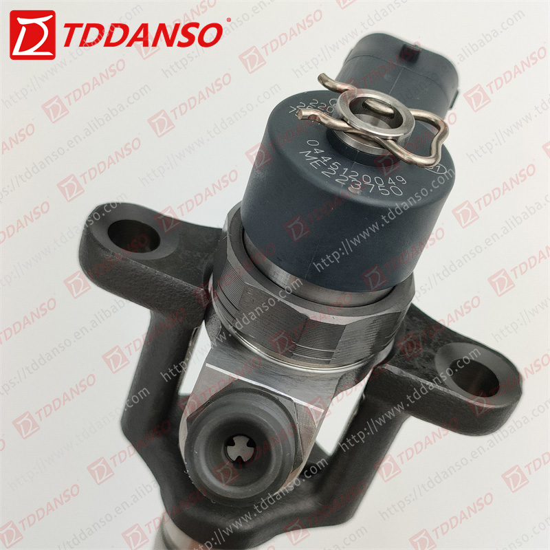 BOSCH Fuel Injector 0445120049