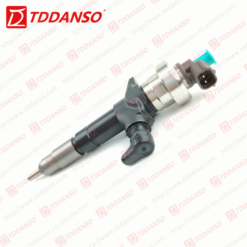 DENSO Fuel Injector 295050-1710 8-98076995-2 8-98238318-1 8-98238318-0 8982383180