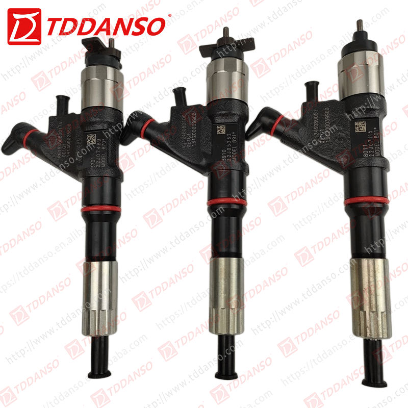 DENSO Fuel Injector 095000-8910 095000-8011 095000-6701