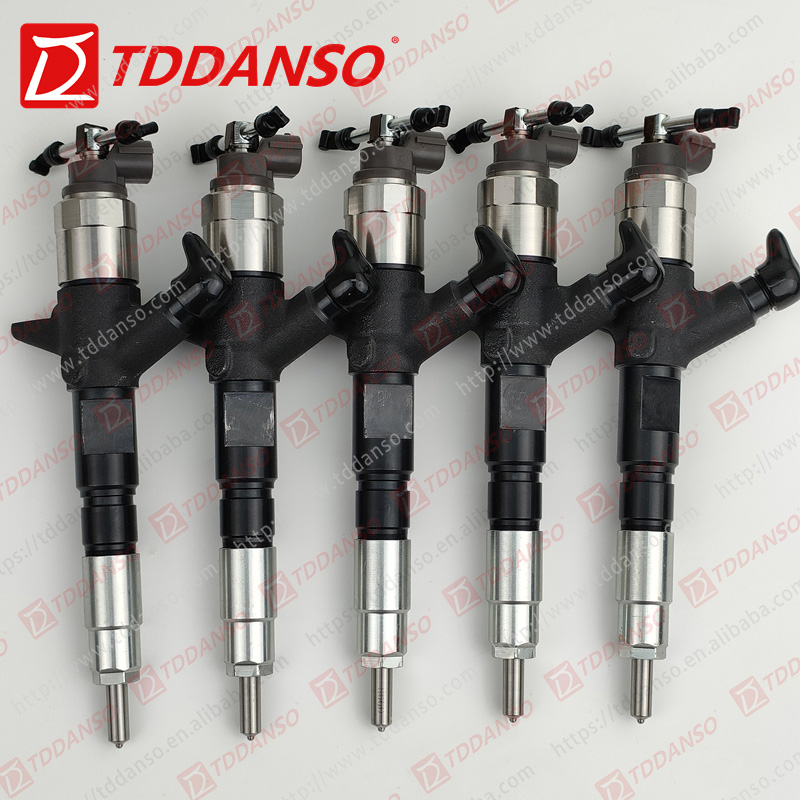 Common Rail Diesel Fuel Injectors for Diesel Engines 095000-5550 095000-8310