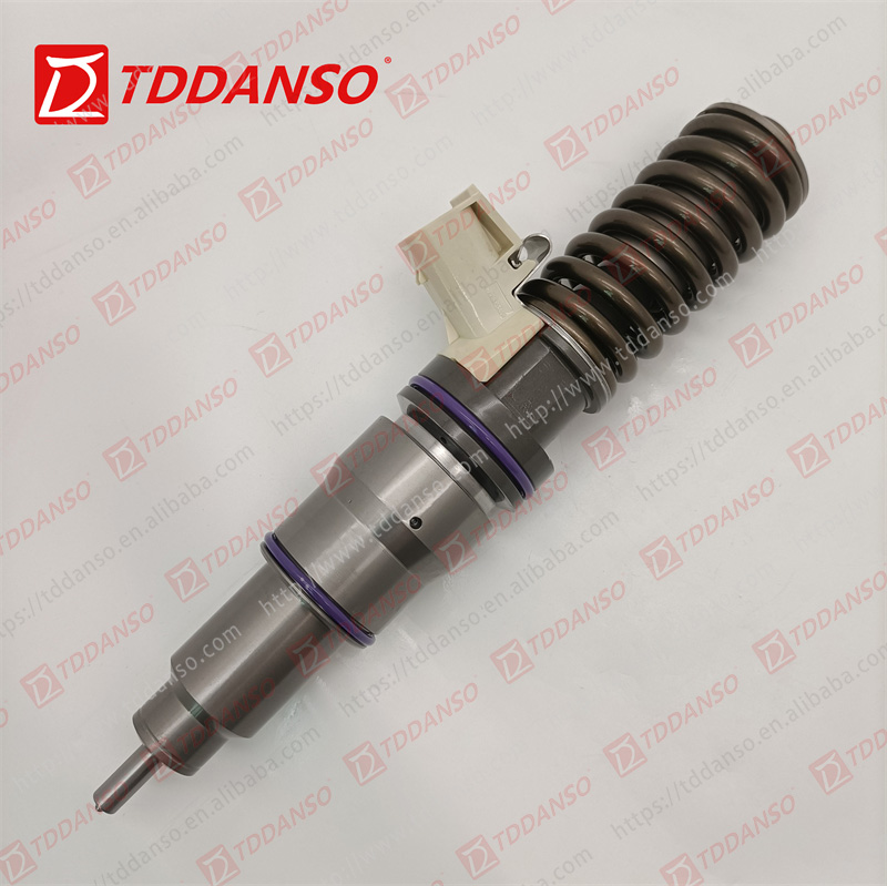 VOLVO Fuel Injector 21914027 21812033 21695036 21652515 BEBE4P01003 21914027 BEBE4P00001