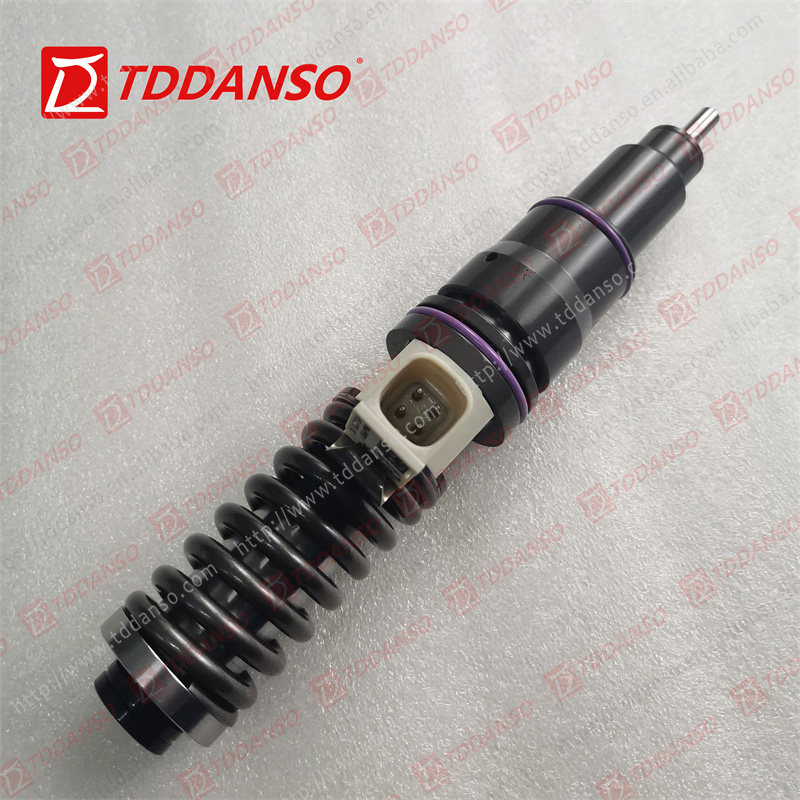 VOLVO Fuel Injector 03801144 21379939 BEBE4D27002 3801369